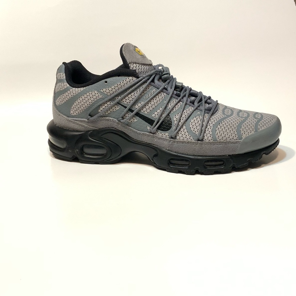 Nike Air Mac Plus Sneakers
